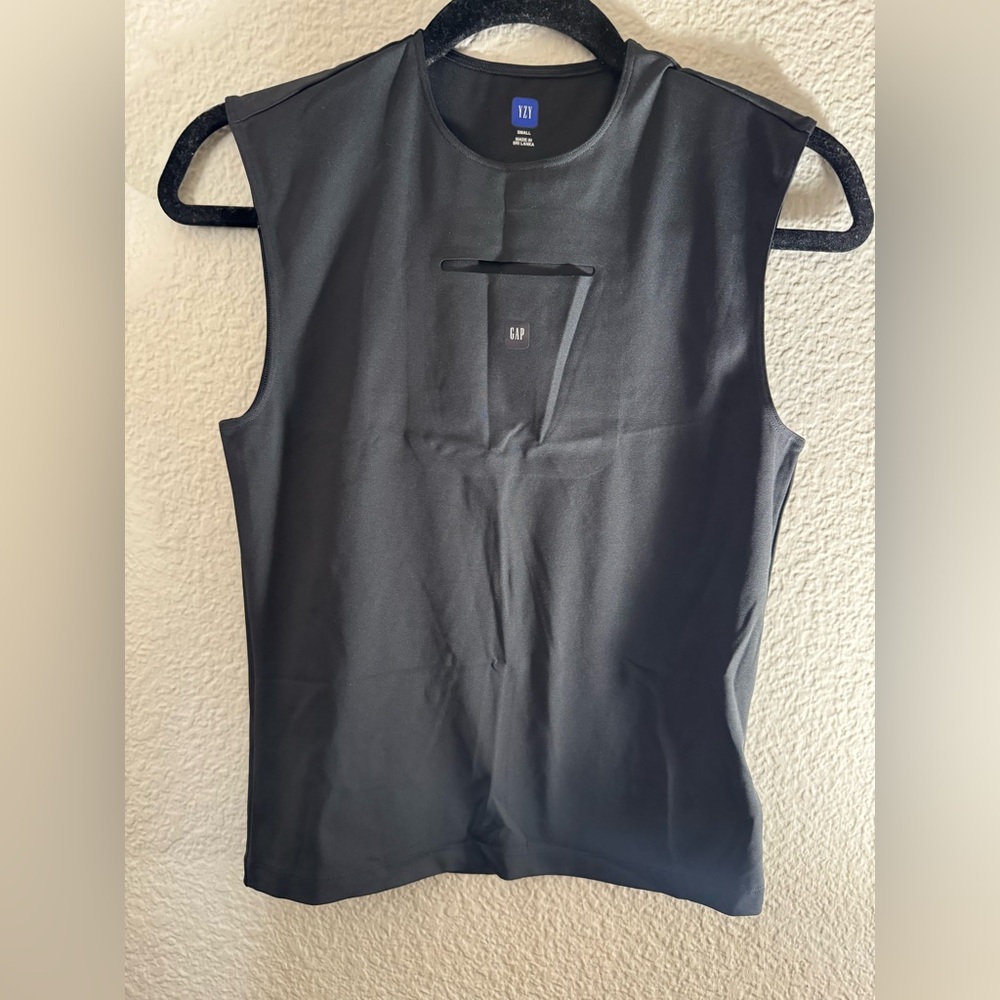Gap YZY Yeezy Gap Athletic Sleeveless Black Shirt S Kanye West Balenciaga NWOT